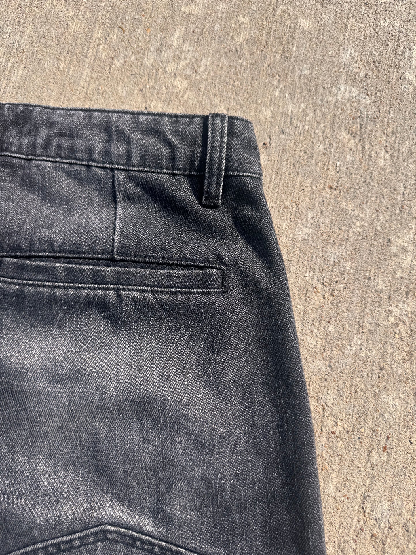 UPSIDE DOWN JORTS ‘BLACK
